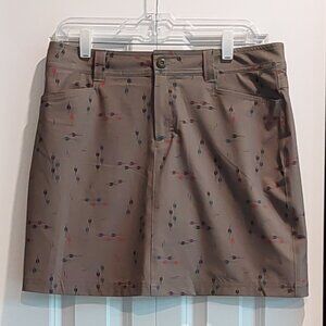 Eddie Bauer Adventure 2.0 Olive Green Arrow Print Golf Skort Size 8